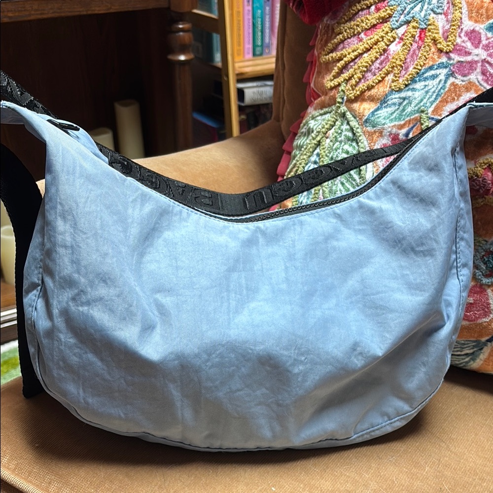 BAGGU Medium Nylon Crescent Bag